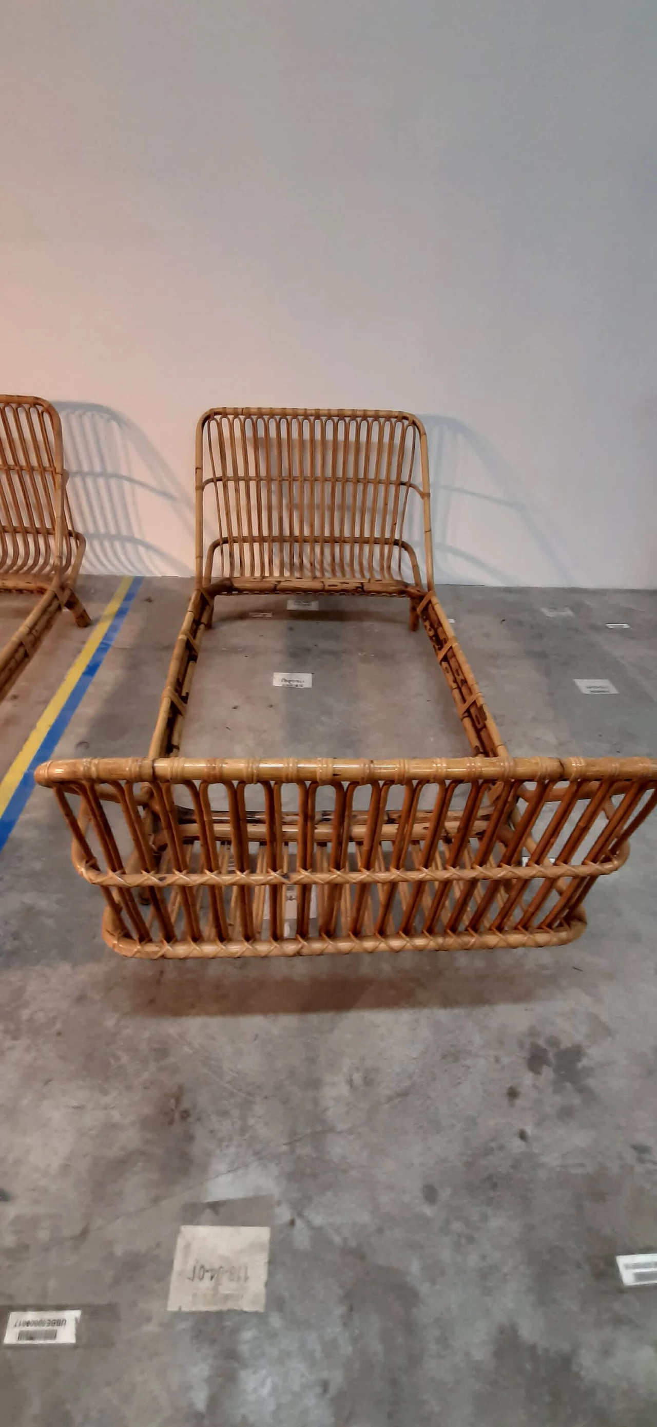 Coppia di letti in bamboo curvato attribuiti a Bonacina, anni '60 13