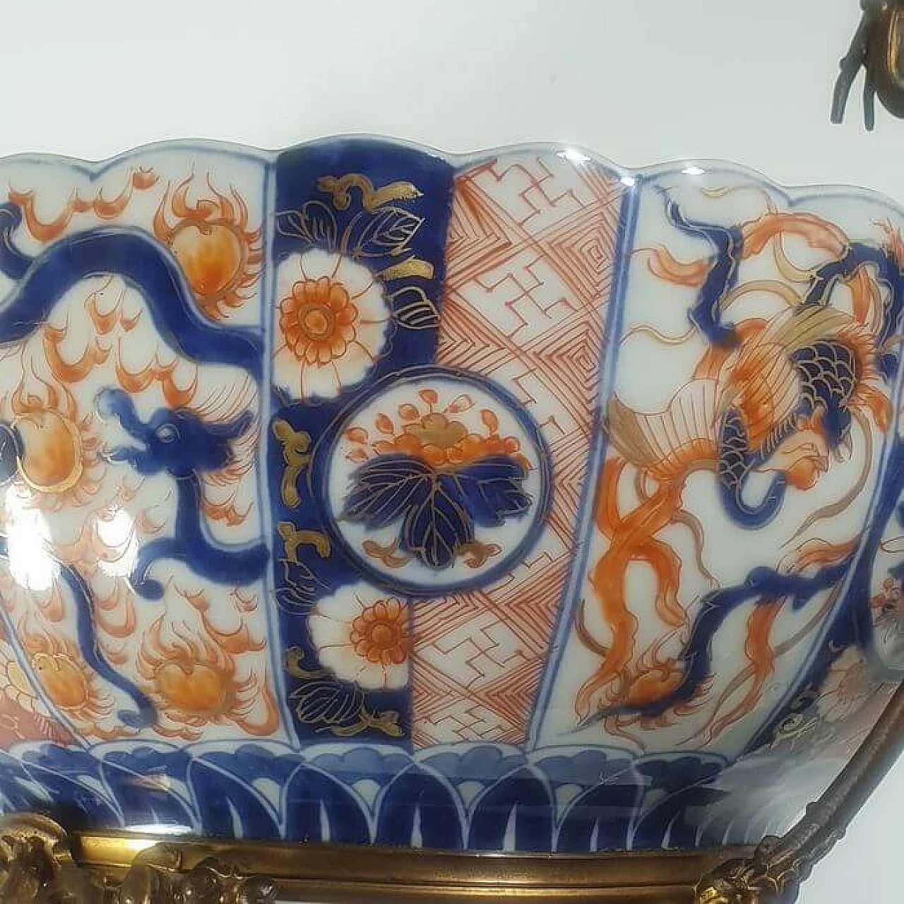 Arita porcelain centrepiece and bronze mount, 19th century 12