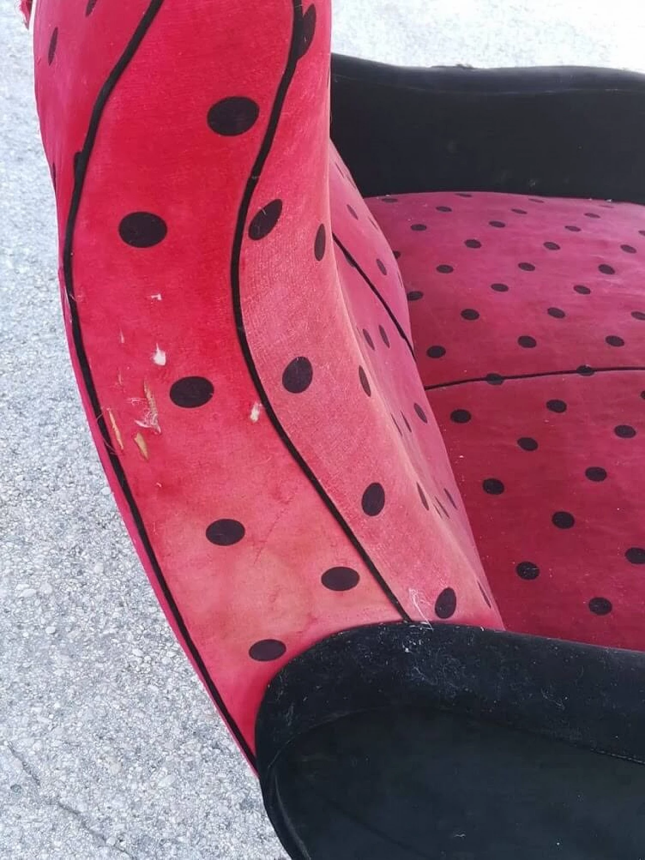 Two seater sofa in red velvet and black polka dots, 1950s 5