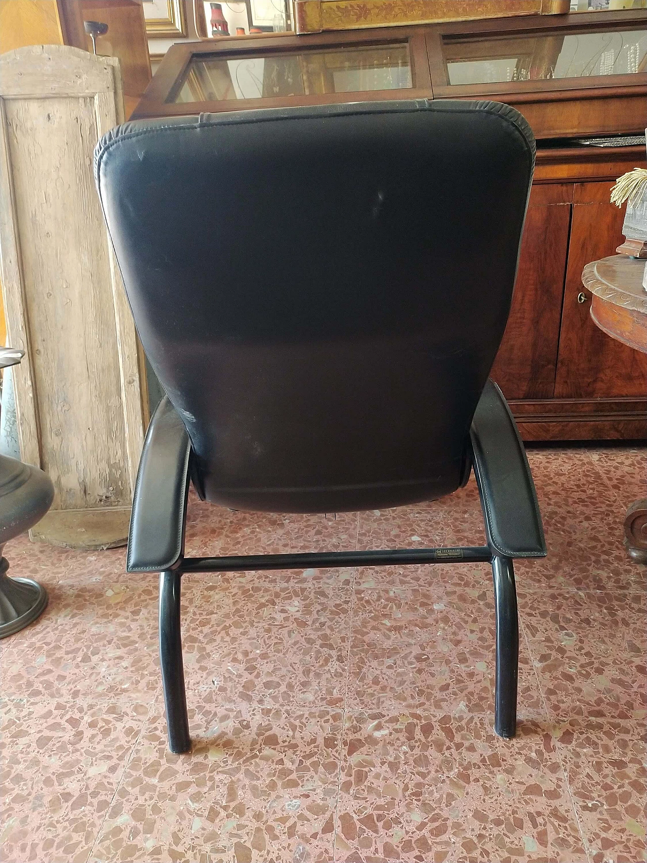 Reclining chaise longue armchair black leatherette, "Poltrona Sogno" Giovanardi, '80s 2