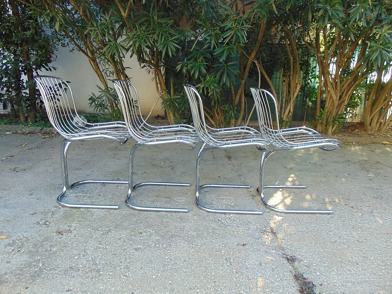 4 Chrome-plated tubular chairs by Gastone Rinaldi, 1960s 5