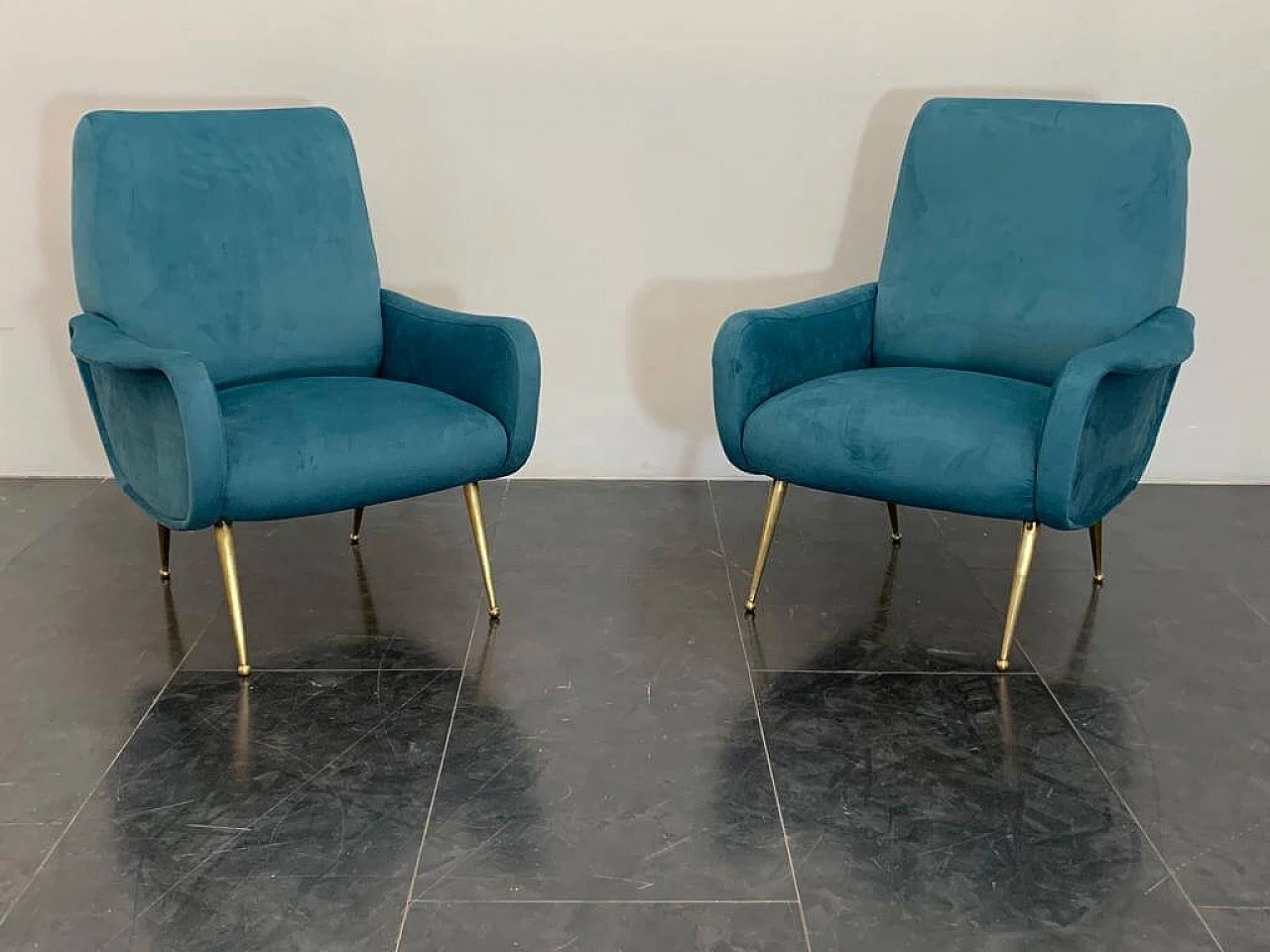 Pair of blue velvet armchairs in the style of Marco Zanuso, 1950s 2