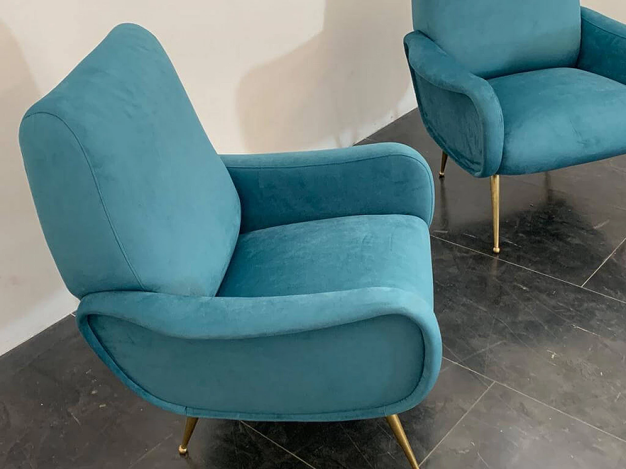 Pair of blue velvet armchairs in the style of Marco Zanuso, 1950s 6
