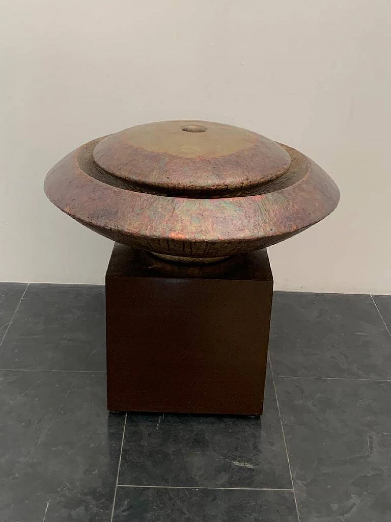 Astral Disk Fountain by Ravi Canta in fibreglass and copper, 1990s 1
