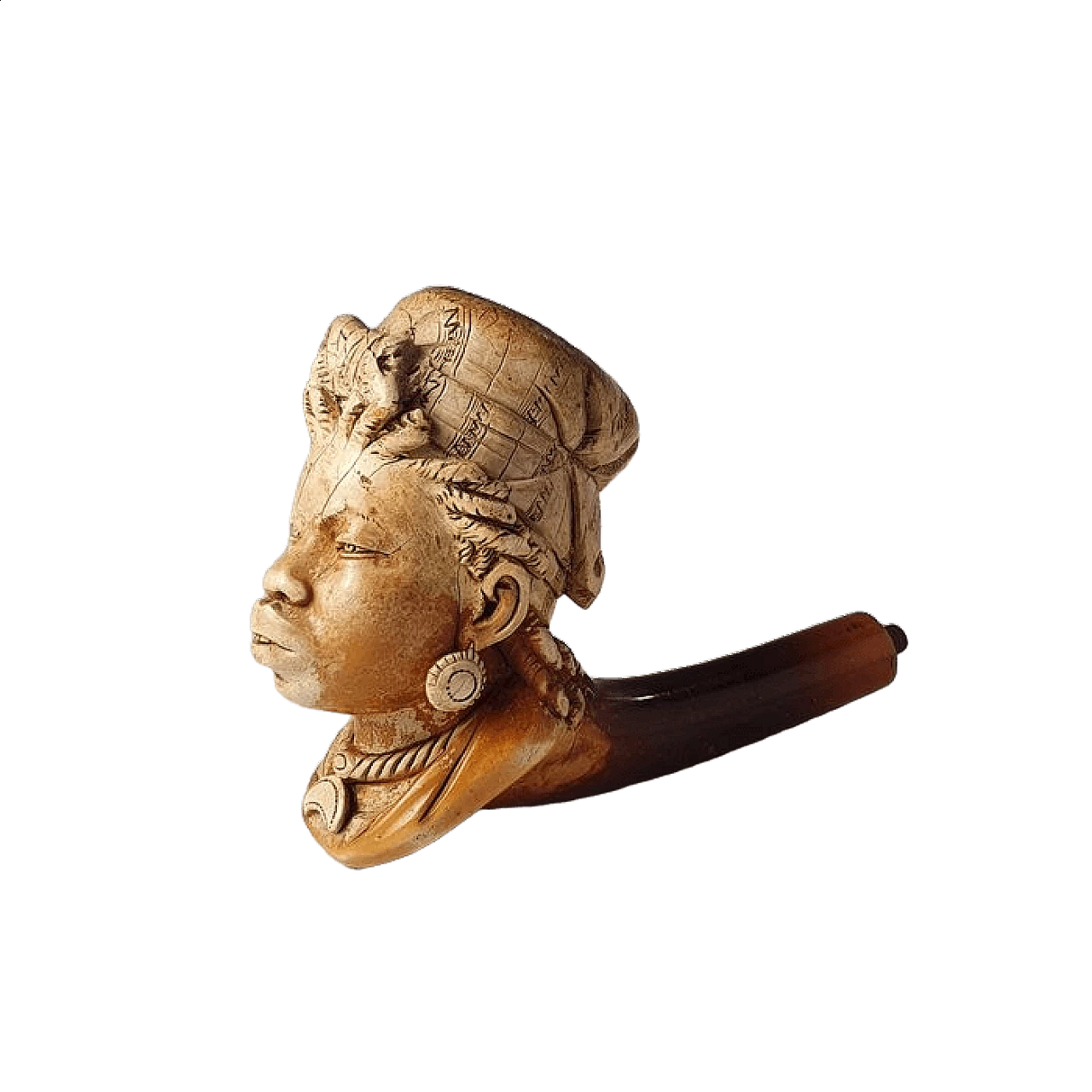 Carved sea foam pipe, 19th century 17