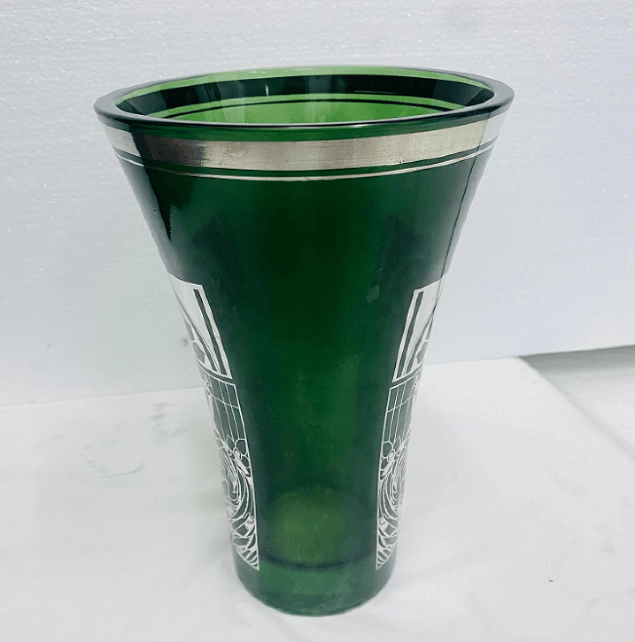 Italian green and silver glass vase, Art Nouveau style 4