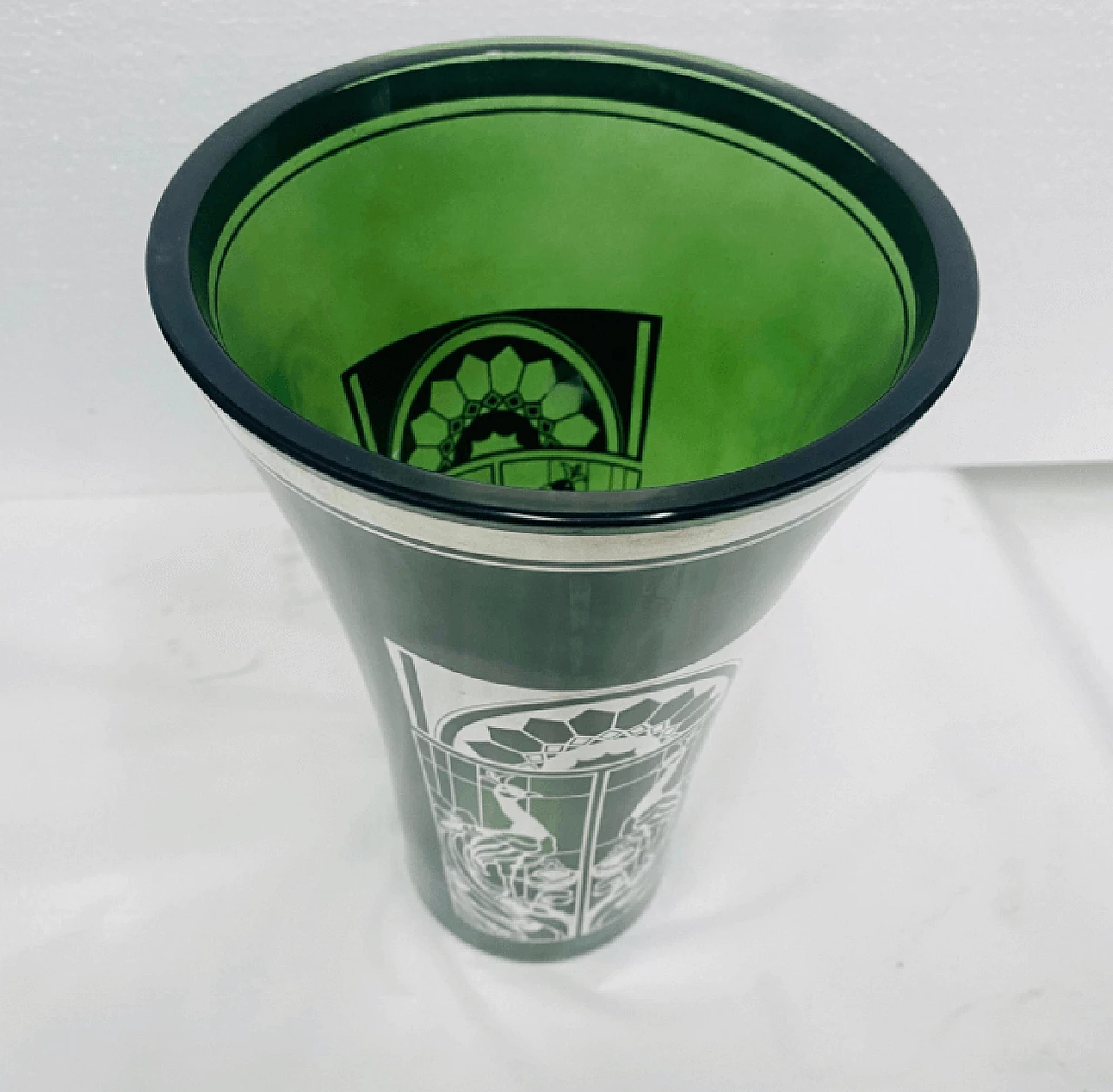 Italian green and silver glass vase, Art Nouveau style 6