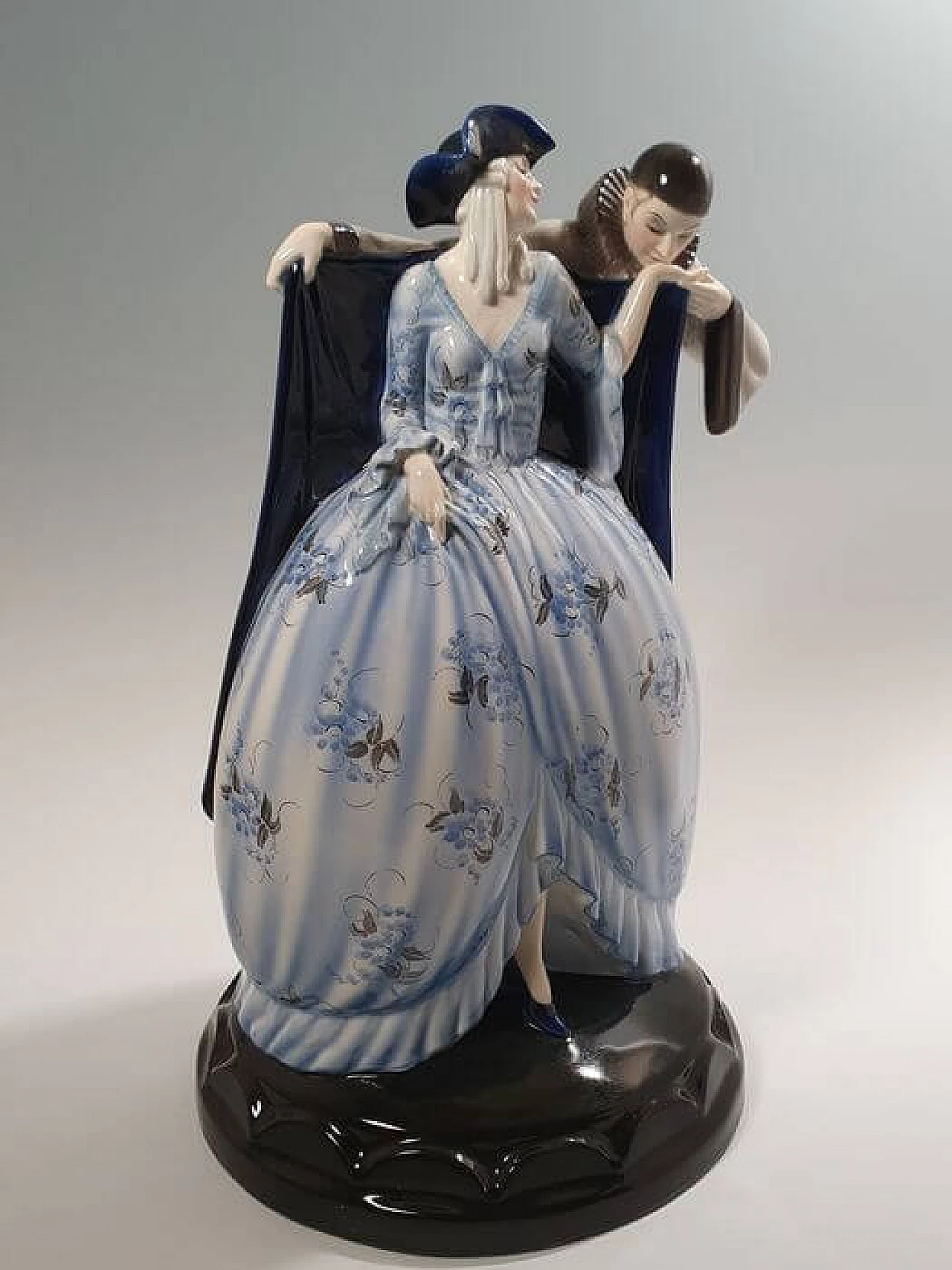 Sculpture of Harlequin and Columbine by Lorenzl in Goldscheider ceramics, 1920s 14