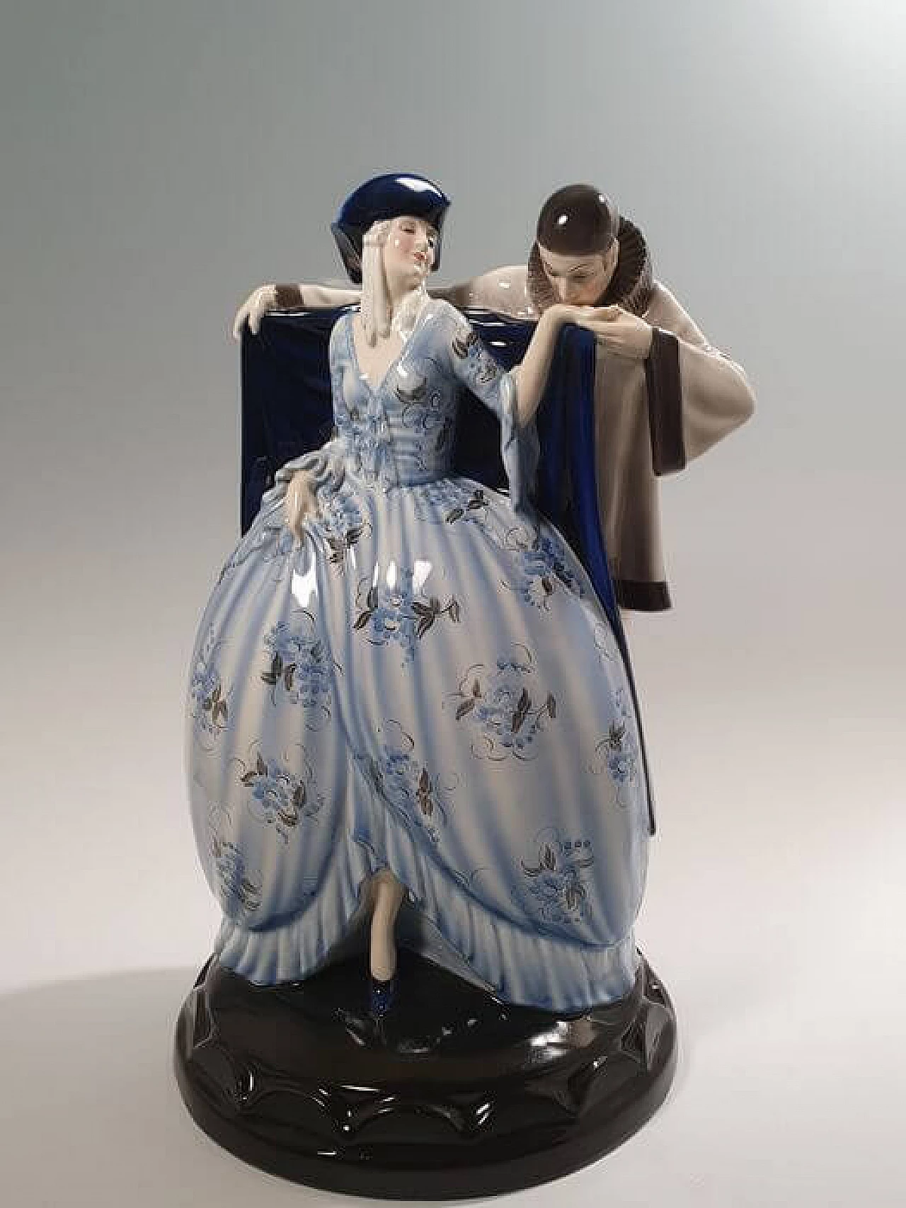 Sculpture of Harlequin and Columbine by Lorenzl in Goldscheider ceramics, 1920s 16