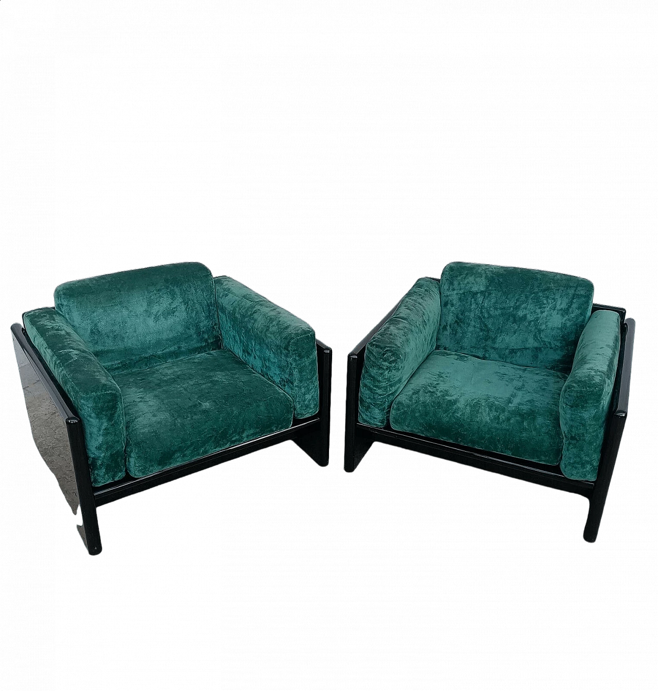 Pair of lacquered and velvet Simone armchairs, by Kazuhide Takahama, 1970s. 10