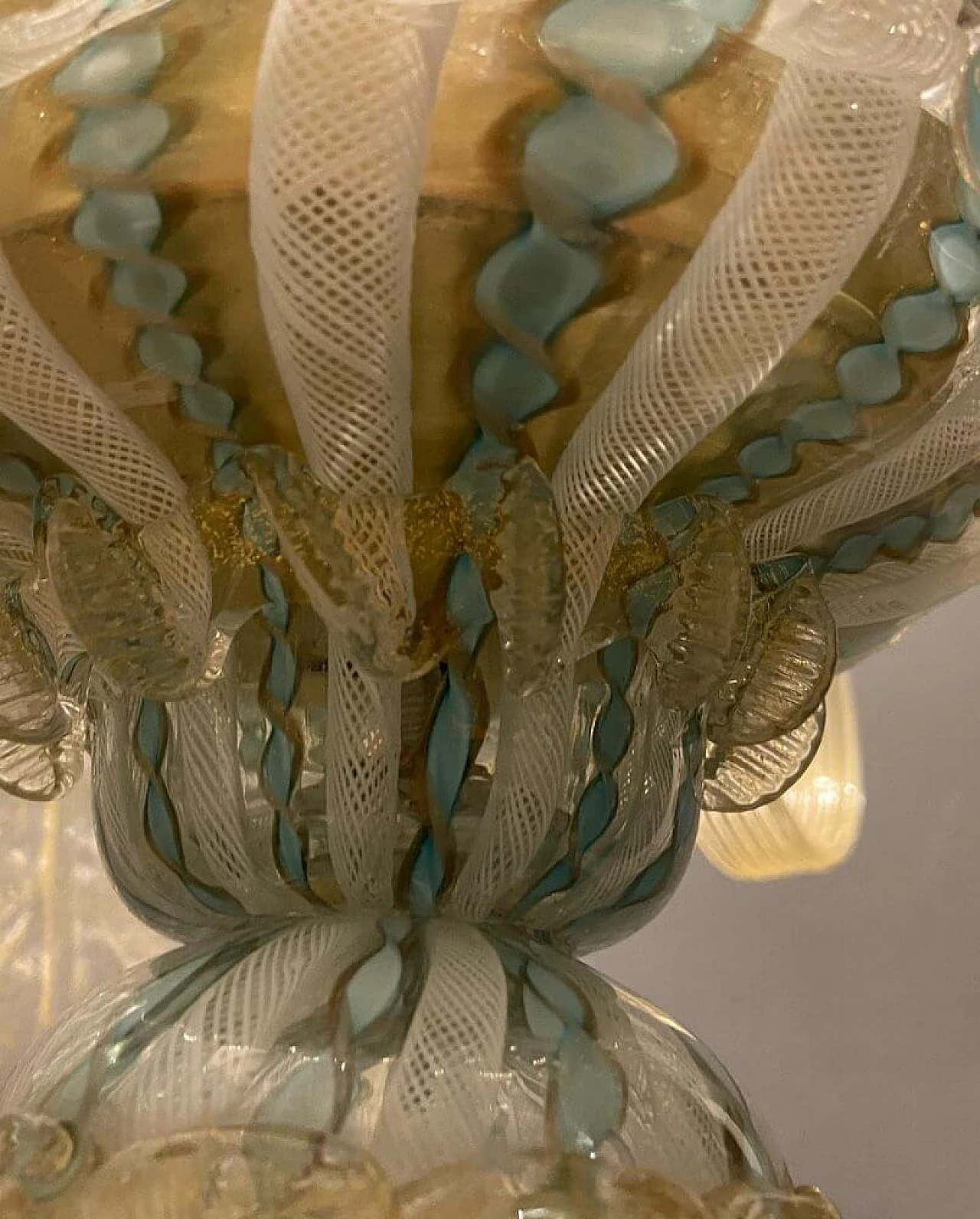 Murano glass reticello chandelier by Venini, 1960s 3