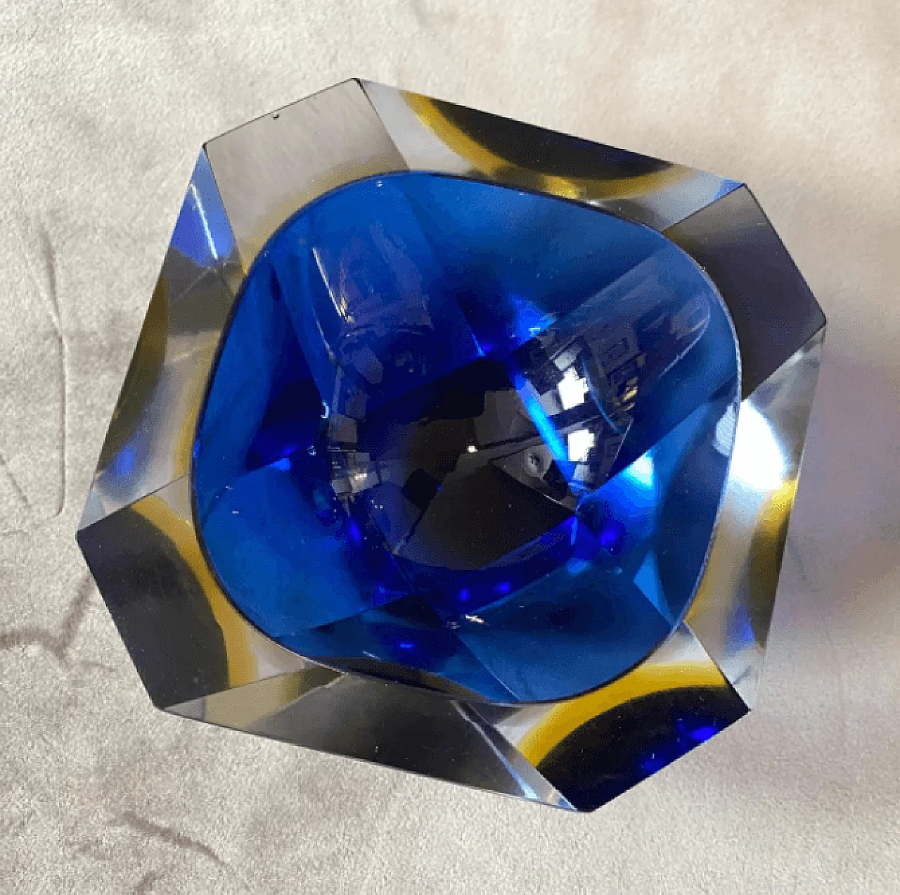 Blue and yellow sommerso Murano glass ashtray by Seguso, 1970s 2