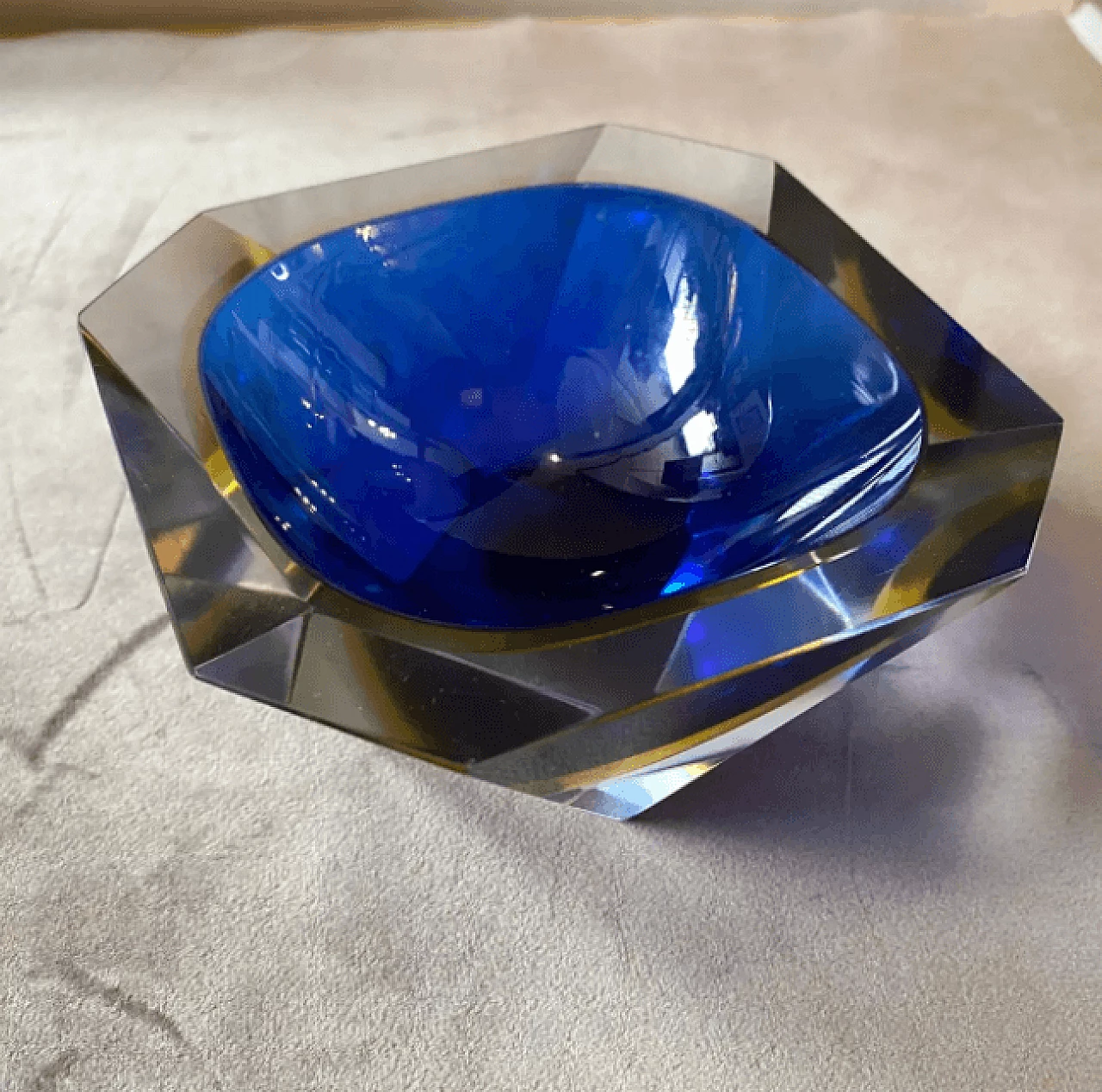 Blue and yellow sommerso Murano glass ashtray by Seguso, 1970s 6