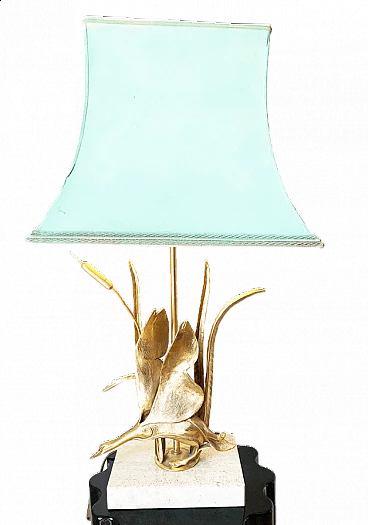 Lampada da tavolo con scultura in ottone e base in travertino, anni '70