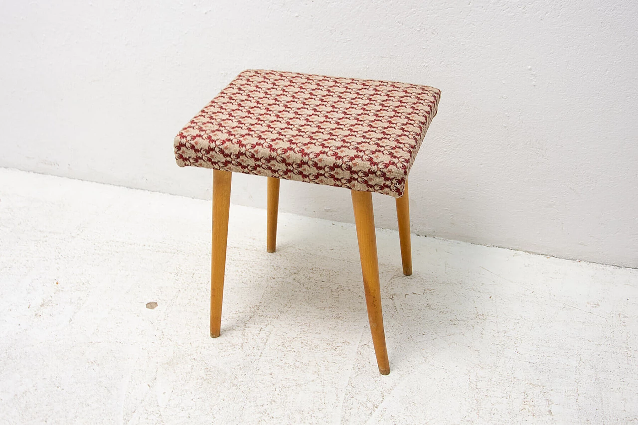 Sgabello poggiapiedi in legno di faggio imbottito, anni '60 14