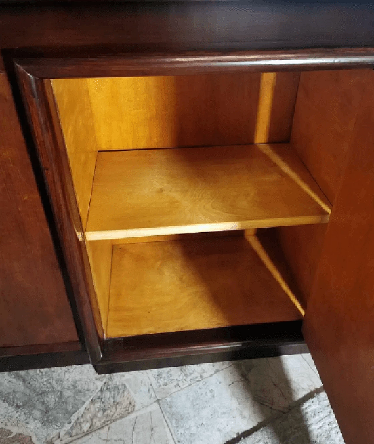 Credenza con ante in legno di noce, anni '30 10