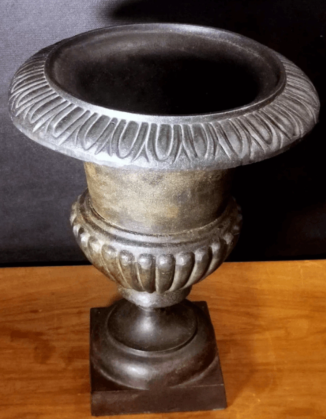 Vaso mediceo francese in ferro in stile rinascimentale, '800 4