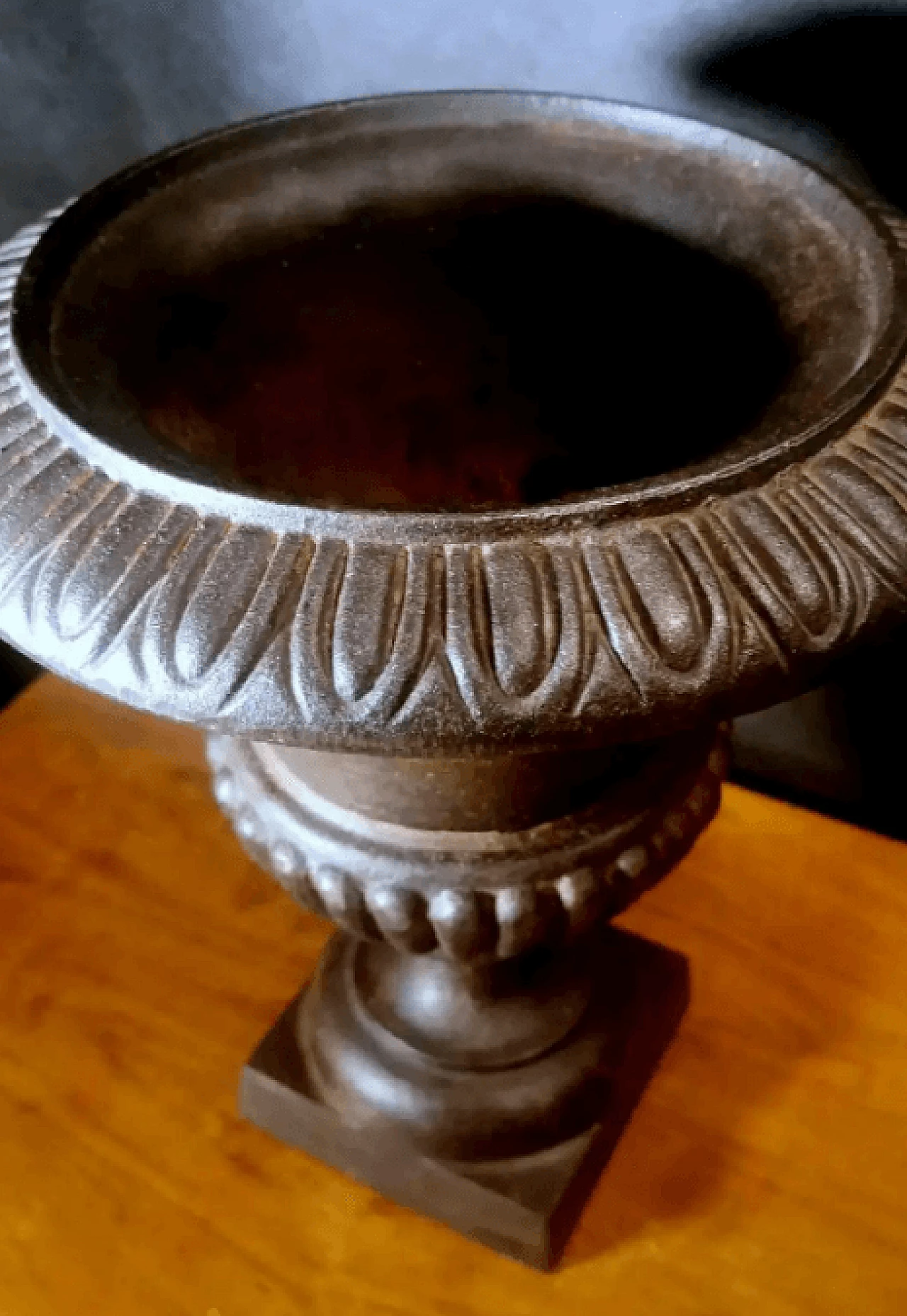 Vaso mediceo francese in ferro in stile rinascimentale, '800 5