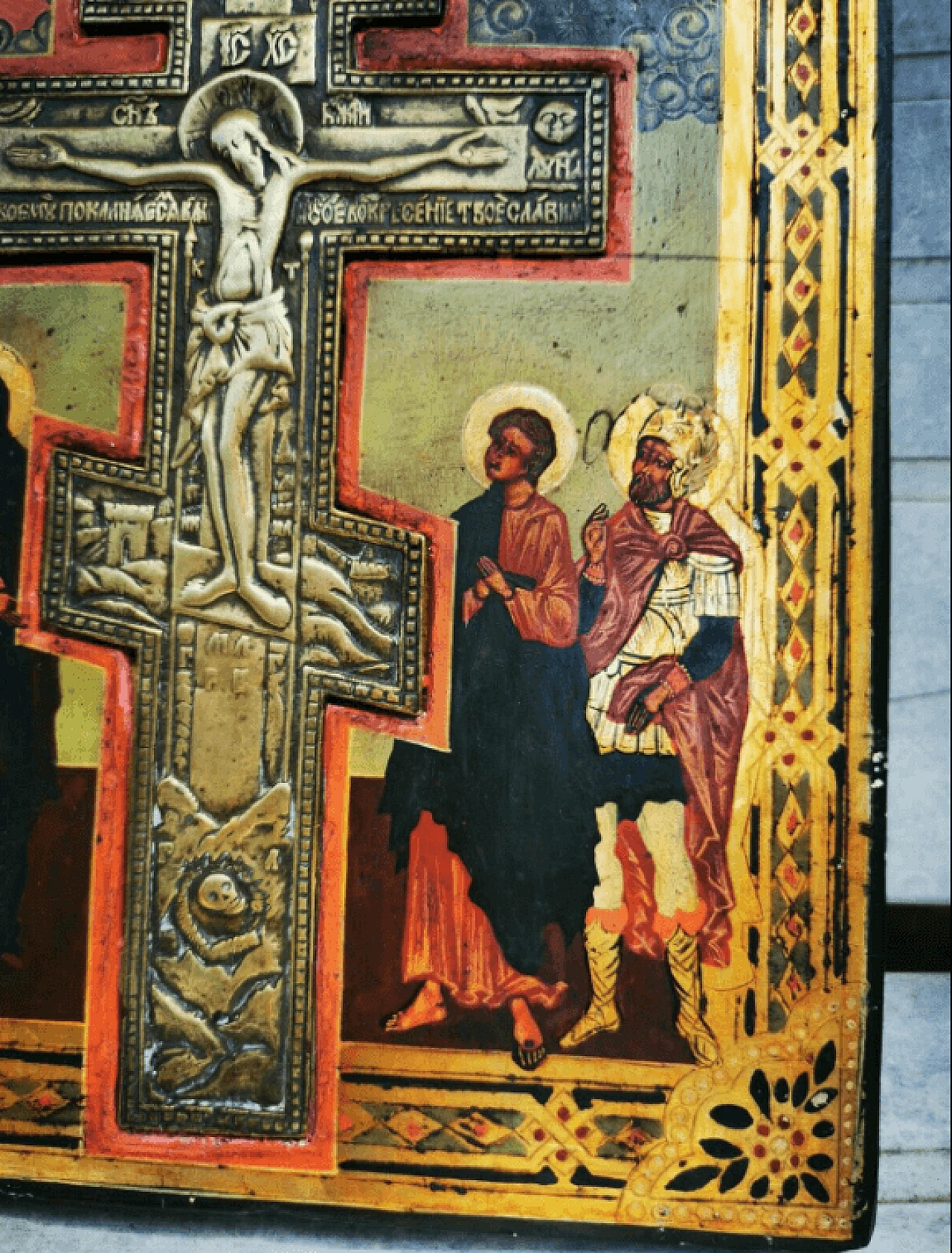 Crocifisso con santi, croce in bronzo, '800 4