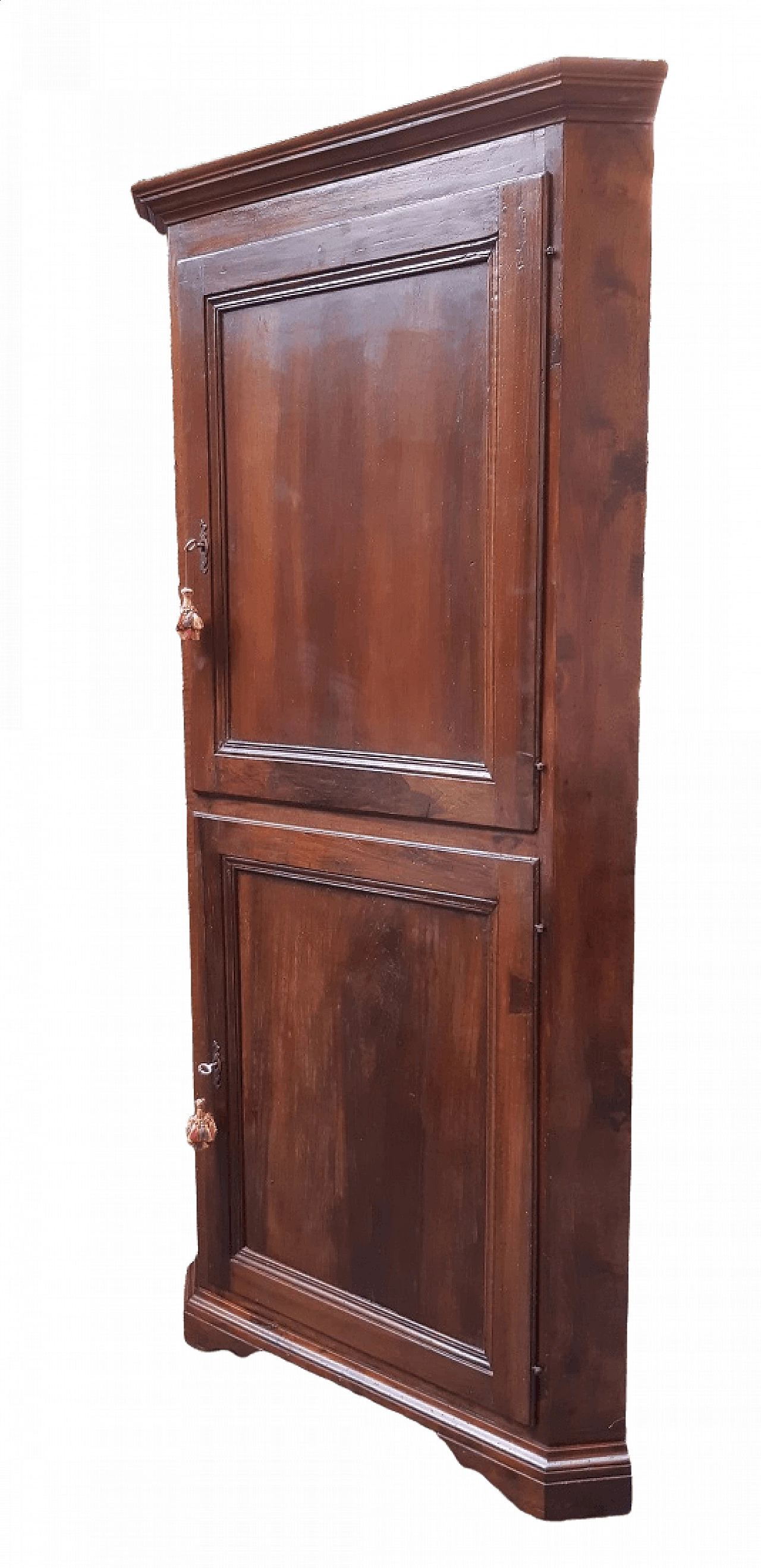 Angoliera in legno di noce a due ante, '800 6