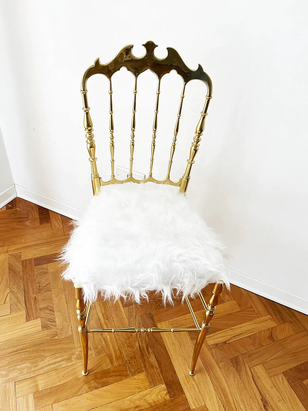 Chair in brass and synthetic fur by Gaetani Descalzi, 50s 4