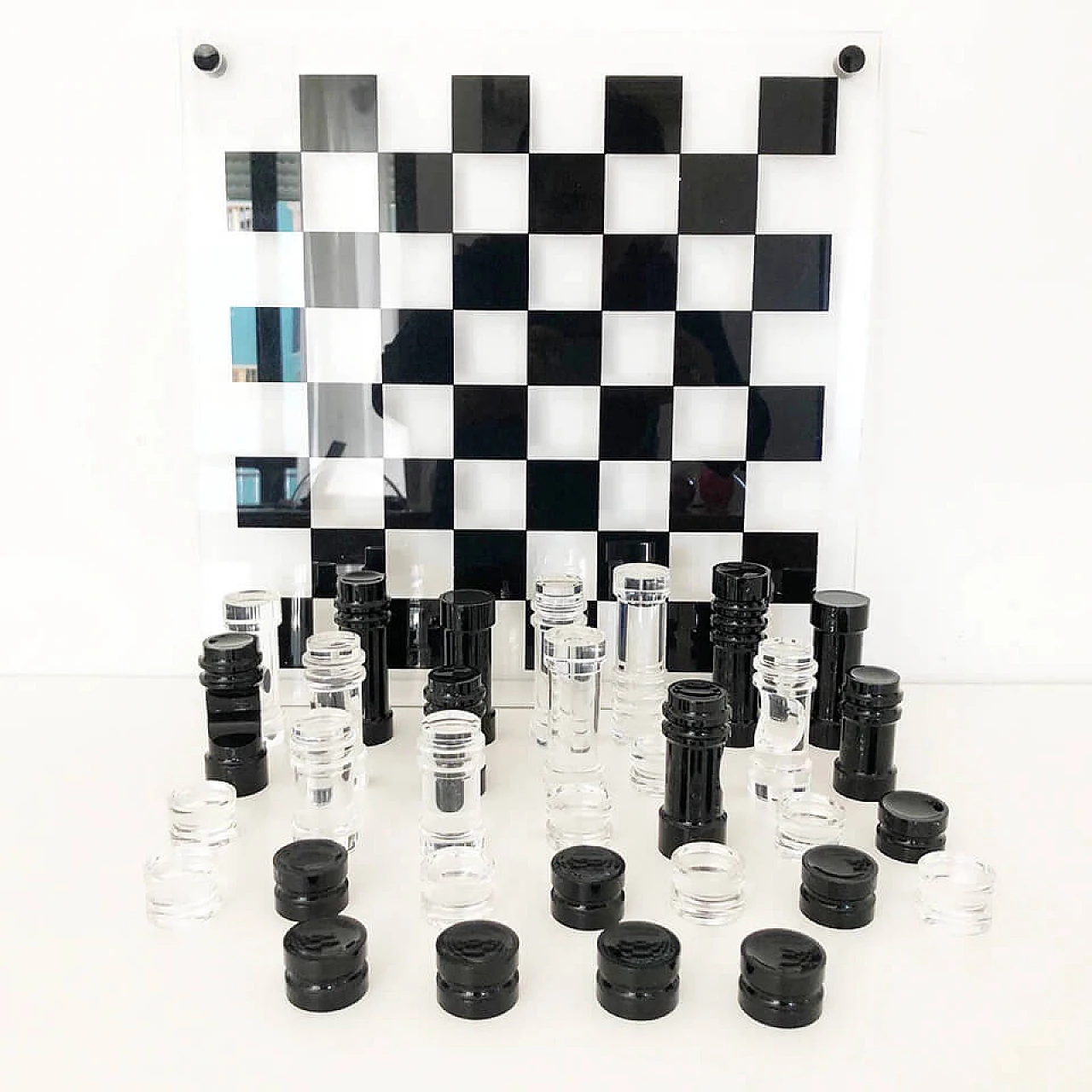 Chessboard in lucite by Felice Antonio Botta, 70s 7