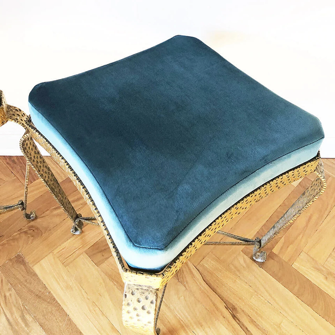 Pair of footstools in solid gilded iron and velvet by Pier Luigi Colli, 50s 2