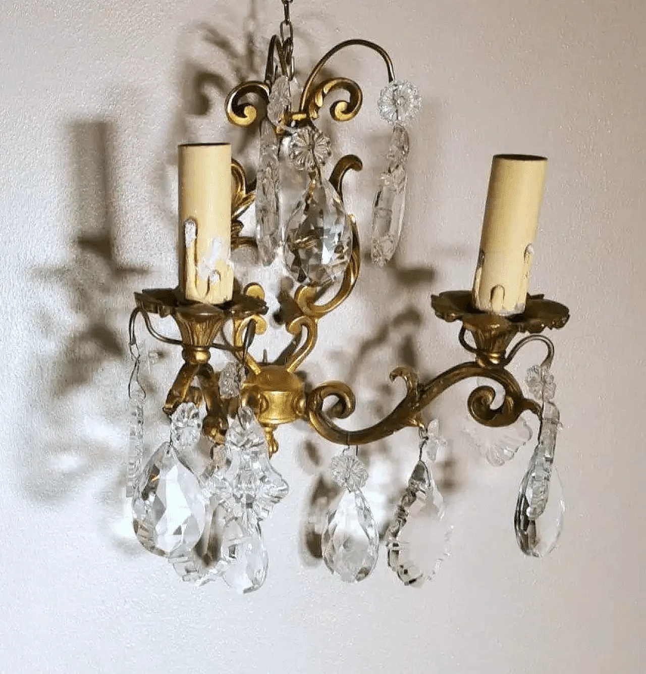 Pair of Louis XVI wall sconces in brass and crystal, 50s 6
