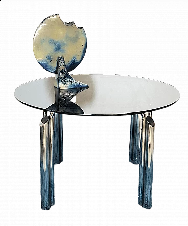 Tavolo in metallo cromato con piano in vetro fumè, anni '70