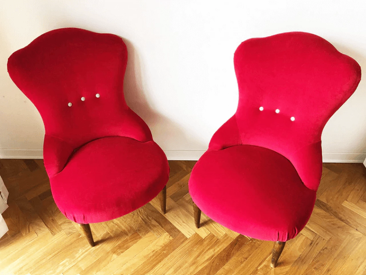 Pair of red velvet armchairs 5