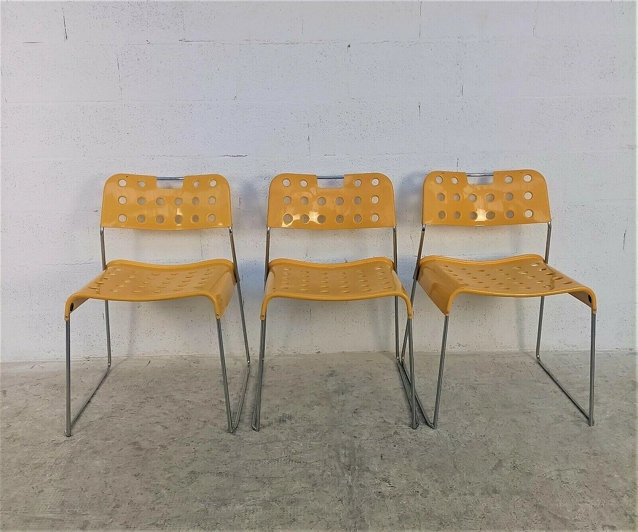 3 Omstak stackable chairs by Rodney Kinsman for Bieffeplast, 1970s 1