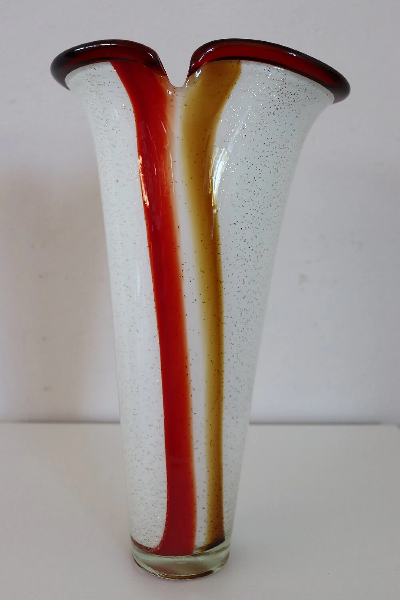 Vaso in vetro artistico di Murano con inclusione di polvere d’oro, anni '80 6