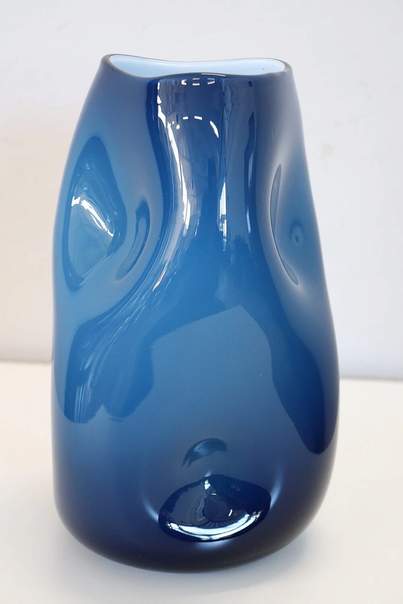 Blue vase in layered Murano art glass, 1970s 4