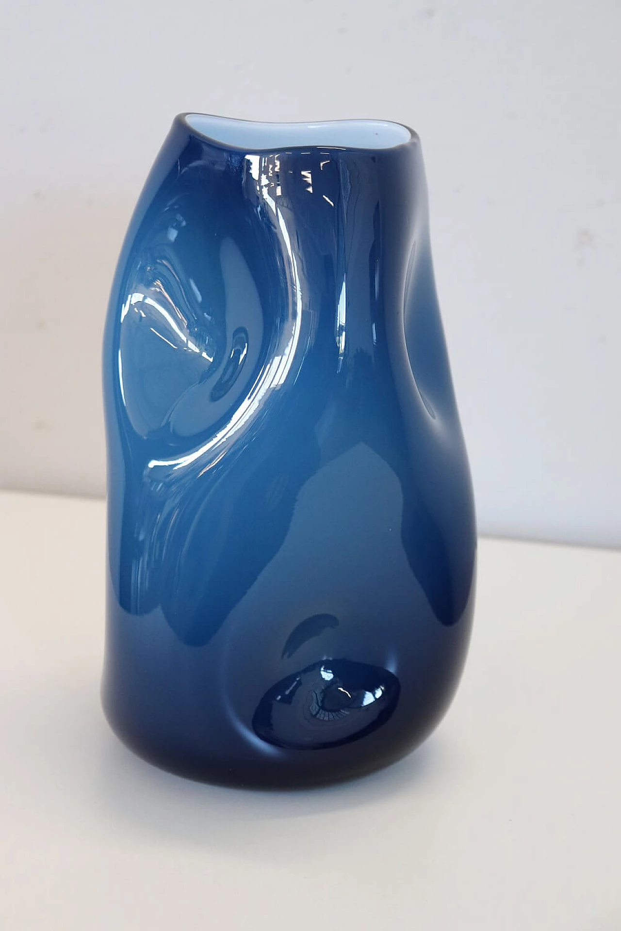 Blue vase in layered Murano art glass, 1970s 8