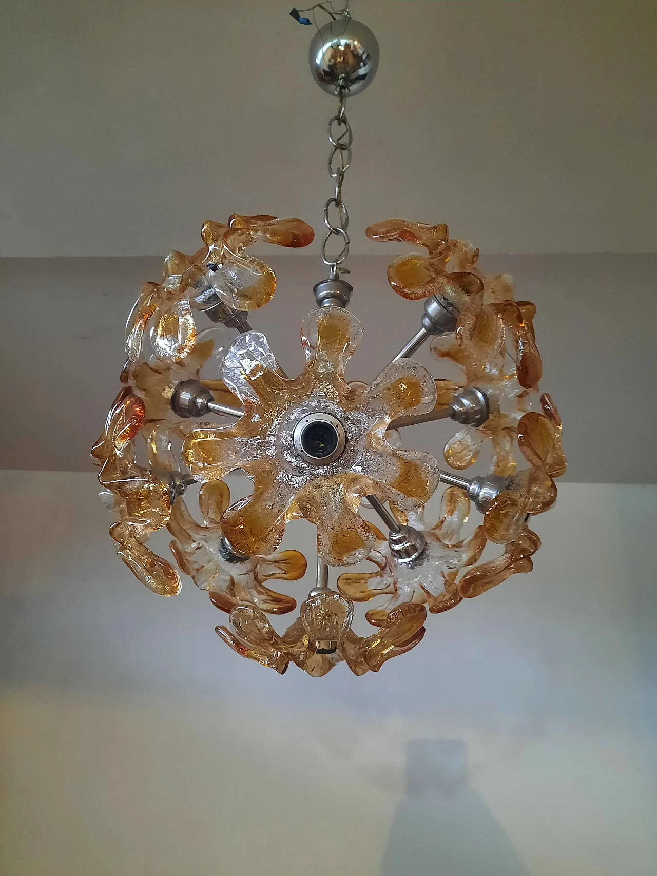 Lampadario sputnik in vetro di Murano soffiato di Mazzega, anni '60 1
