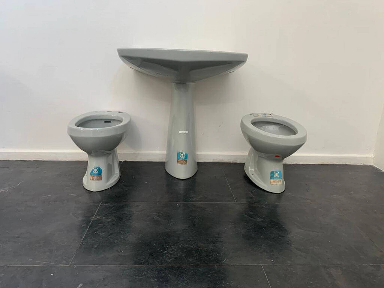 Platinum grey washbasin, bidet and WC by Gio Ponti for Ideal Standard, 1950s 11