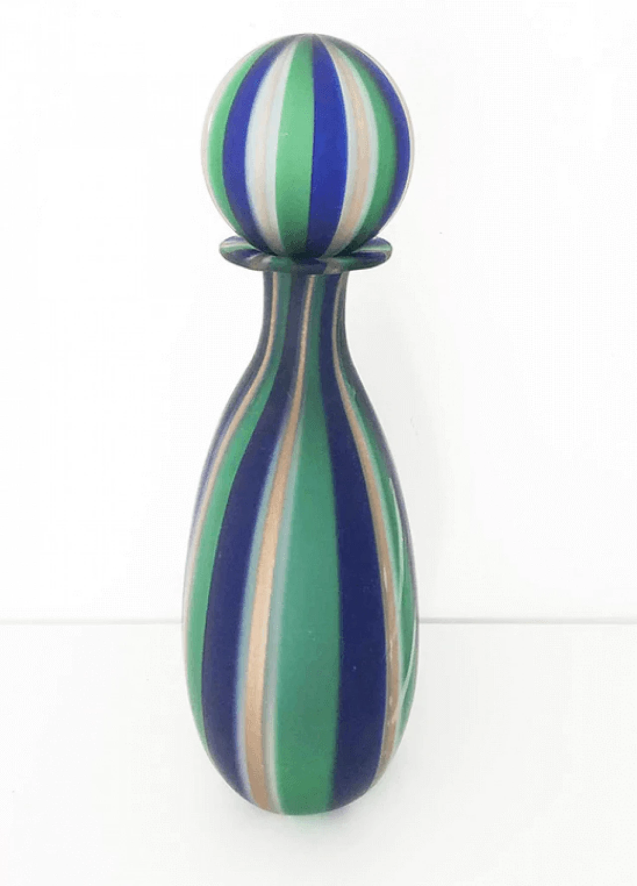 Bottiglia colorata con tappo in vetro di Murano, anni '60 3