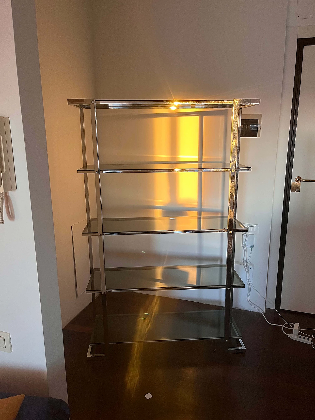 Libreria in metallo cromato e vetro fumè, anni '70 4