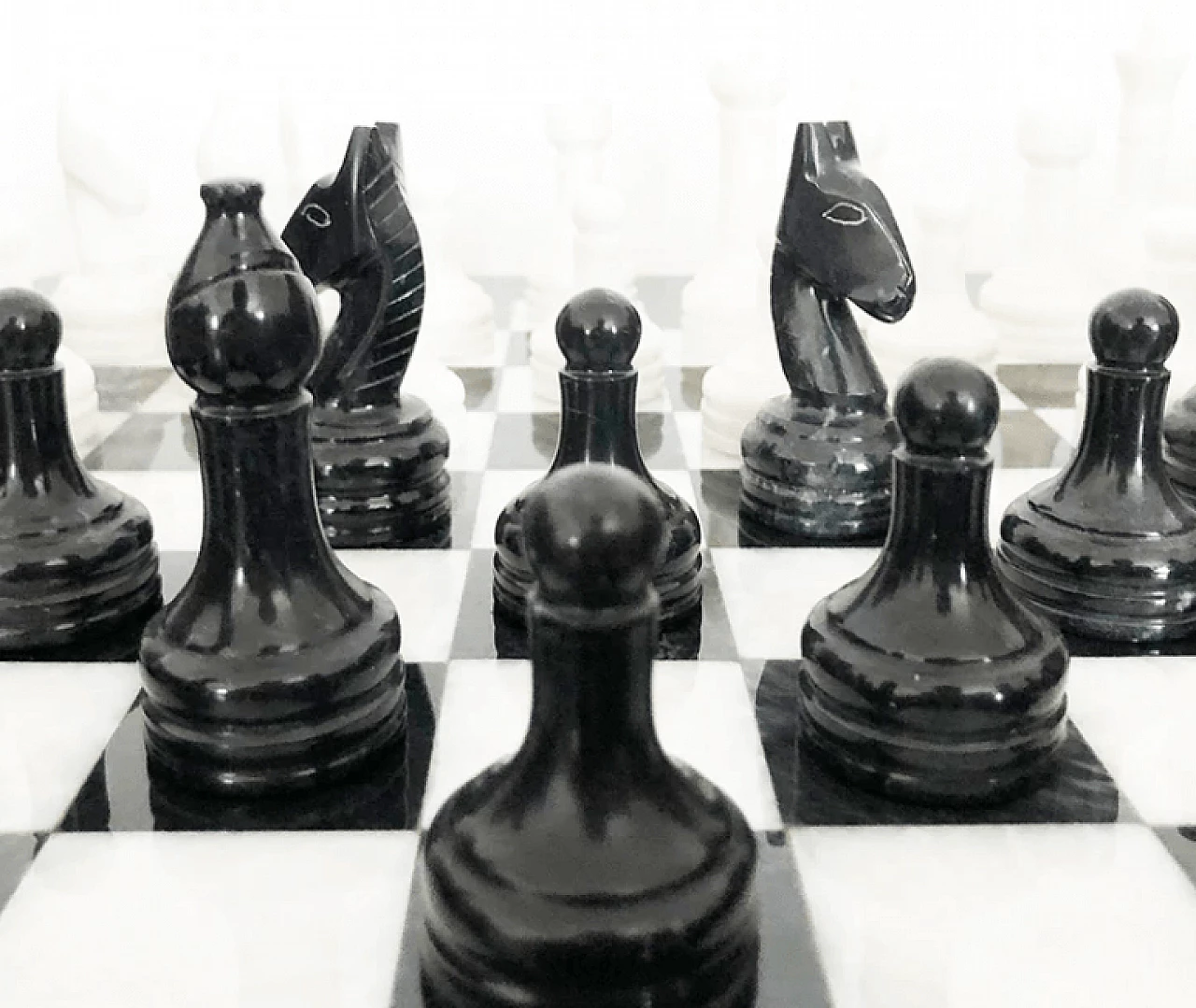 Scacchiera in marmo, anni '50 5