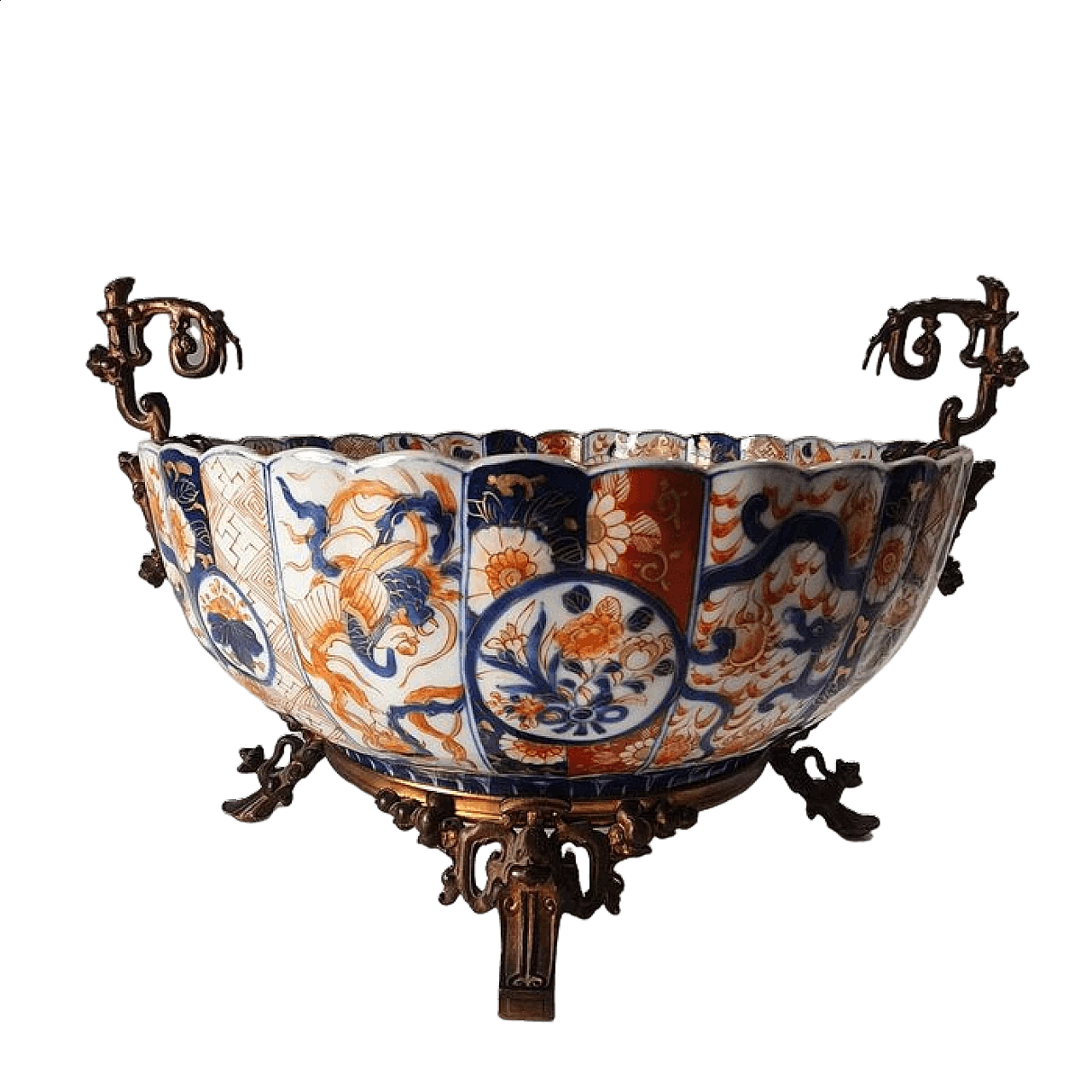 Arita porcelain centrepiece and bronze mount, 19th century 15