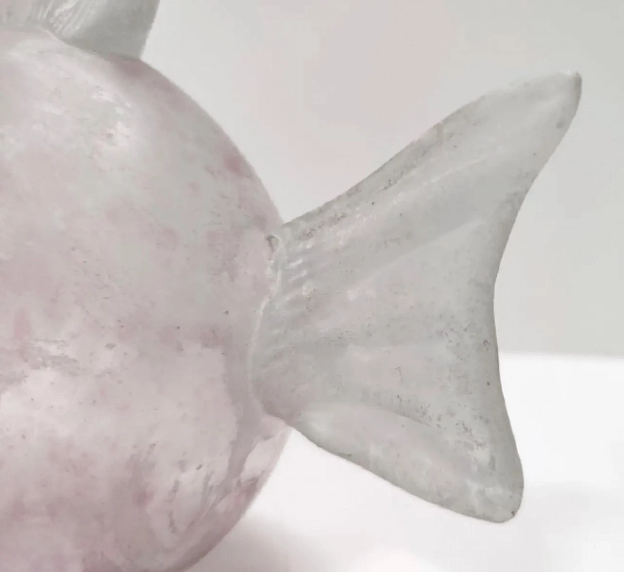 Sculpture depicting a fish in hollow glass, 1980s 2