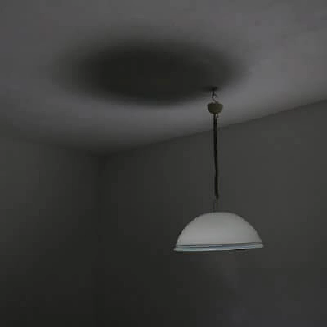 Pair of chandeliers in the style of Leucos, 1970s 13