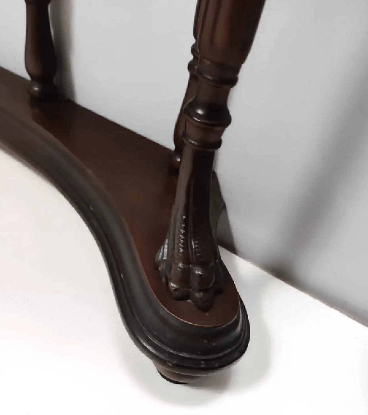 Consolle stile Neoclassico in faggio e marmo Rosa Portogallo, anni '60 15