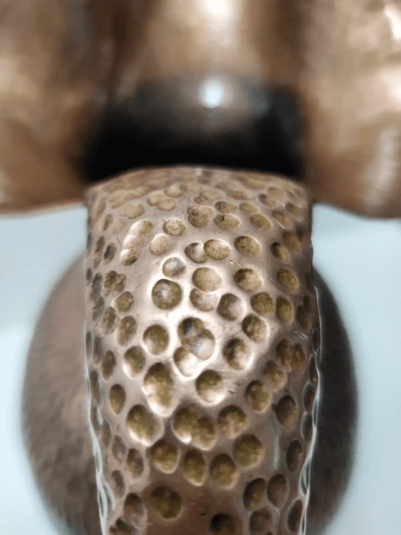 Brocca in rame sbalzato di Egidio Casagrande, anni '50 2