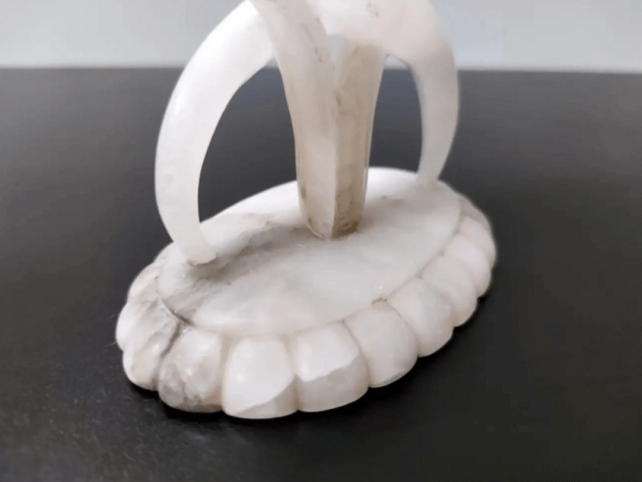 Pair of alabaster and onyx candelabra attributed to Tomaso Buzzi, 1940s 13