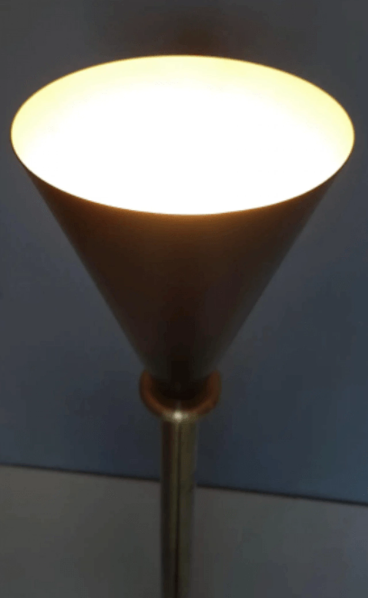 Brass and black painted aluminum floor lamp, 1950s 7