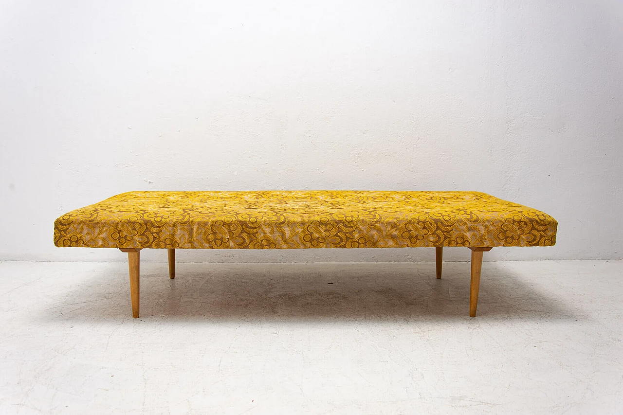 Miroslav Navrátil's folding bed in beech and fabric, 1960s 5