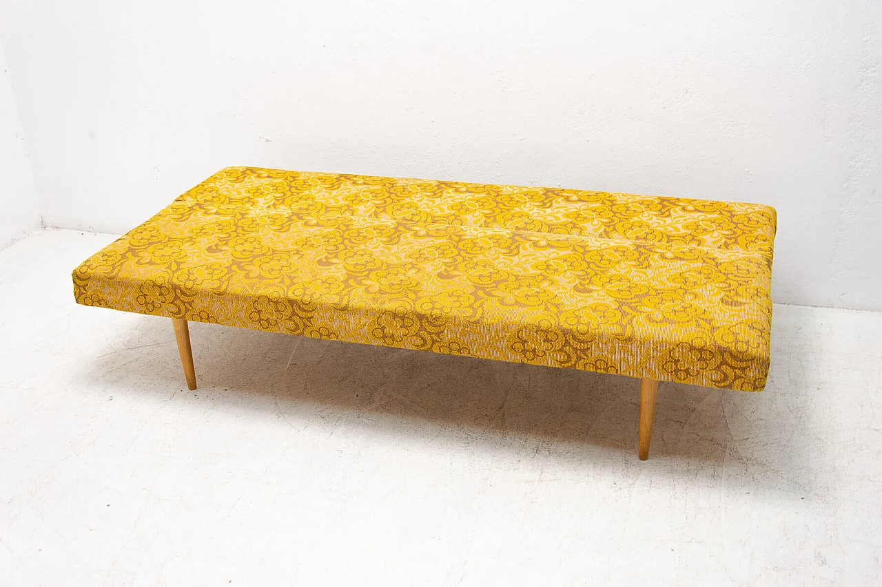 Miroslav Navrátil's folding bed in beech and fabric, 1960s 7
