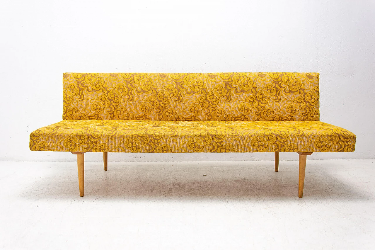 Miroslav Navrátil's folding bed in beech and fabric, 1960s 11