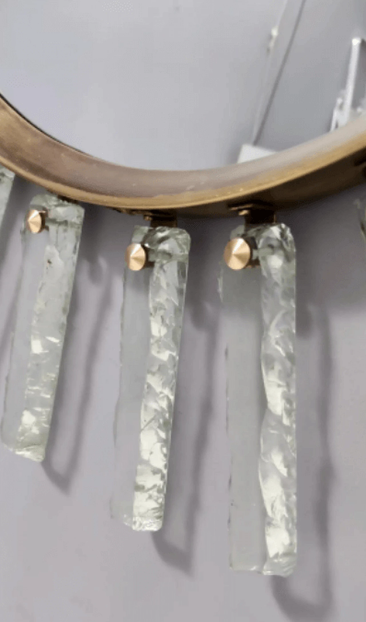 Specchio da parete in vetro martellato e ottone a forma di sole 12